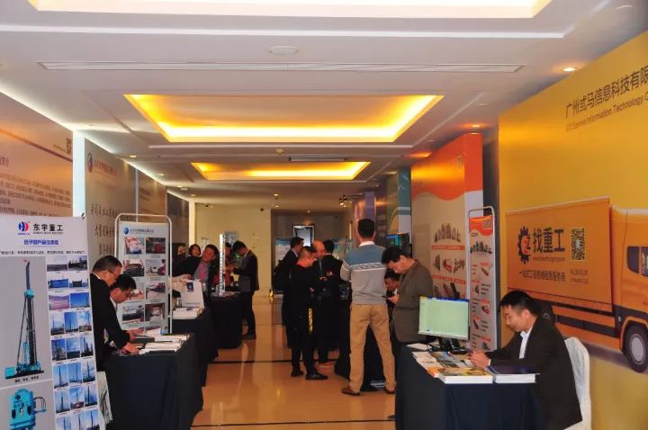 http://mmbiz.qpic.cn/mmbiz_jpg/HVEnXHyBzbVjY5RlSsc9MCYvBKqtvpVFxJAIETawgibnckgvpH7FpiaDGTU2R6fdblnreQZ6edNic7FdjxGriconXg/640?wx_fmt=jpeg&wxfrom=5&wx_lazy=1